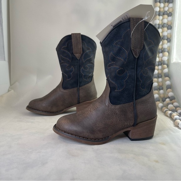 Silver Canyon Kids Cowboy Boots Black/Brown Size 9 NWT - Picture 1 of 10